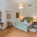 Luxury In Cardinal Ciceri By Rent アパート