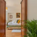 Luxury In Cardinal Ciceri By Rent アパート