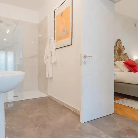 Apartman Luxury In Cardinal Ciceri By Rent San Fermo della Battaglia