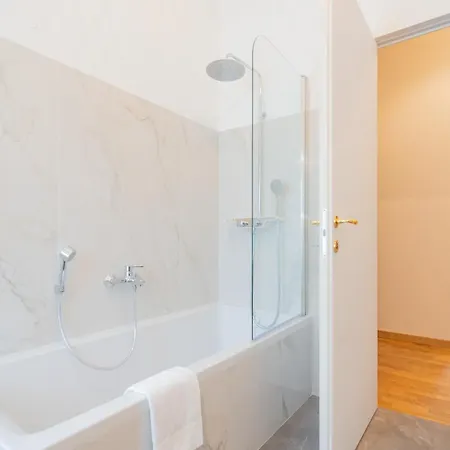 Luxury In Cardinal Ciceri By Rent Apartman *