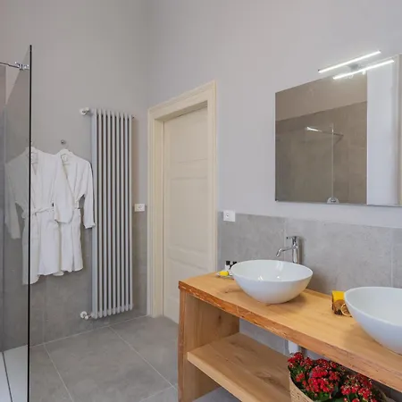 Apartman Luxury In Cardinal Ciceri By Rent San Fermo della Battaglia
