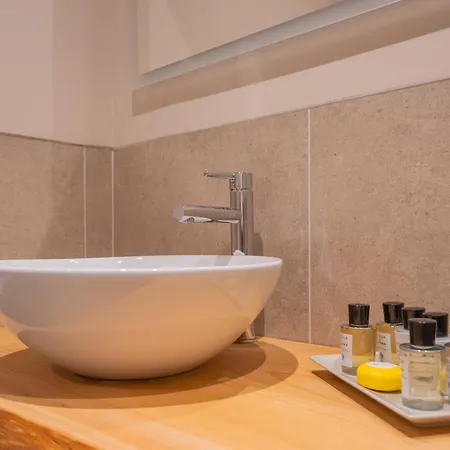 Luxury In Cardinal Ciceri By Rent Apartman